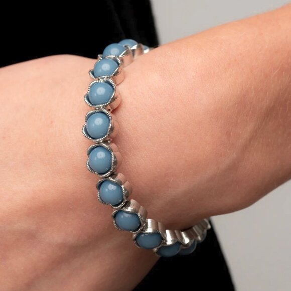Paparazzi Jewelry Accessories - Lets be Buds - Blue Bracelet - Vintage - Picture 1 of 4
